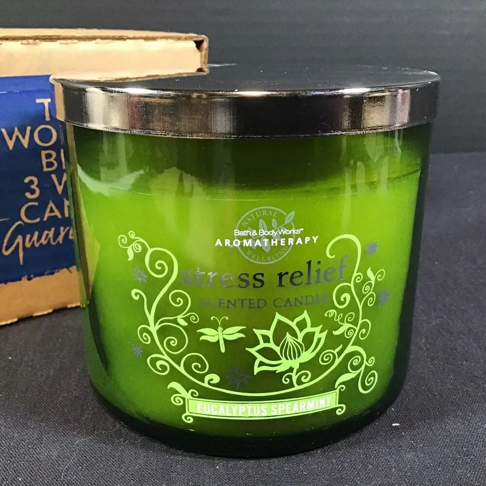 BATH & BODY WORKS STRESS RELIEF EUCALYPTUS SPEARMINT 3 WICK CANDLE 14.5 oz NEW - Picture 2 of 5